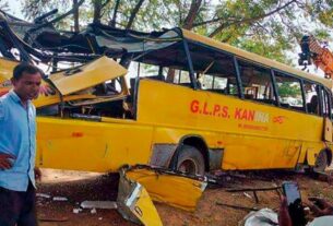 mahendragar bus accident